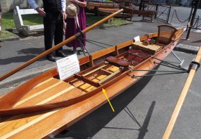 Hiloire d'un canoë français